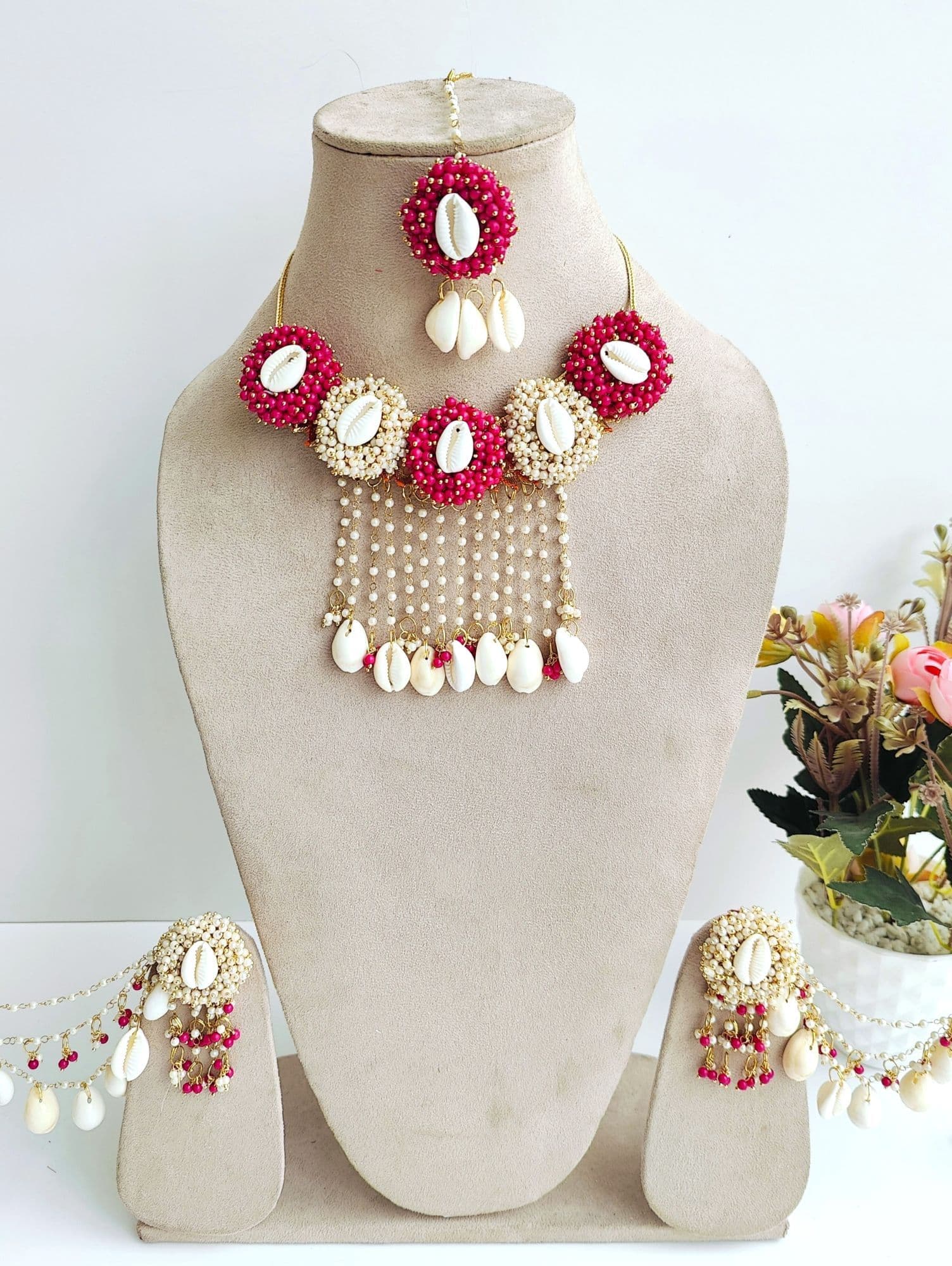 Pink-White Pearls Sea-Shell Jewellery Set
